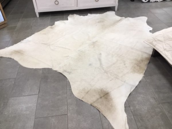 NATURAL COWHIDE - CHAMPAGNE